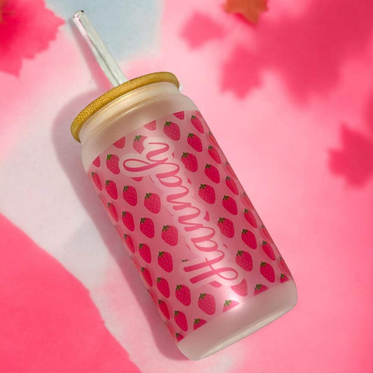 Custom frosted glass tumbler featuring a strawberry design and the name “Hannah” in bold script. Comes with bamboo lid and glass straw. Great for iced drinks, eco-conscious gifts, and daily hydration. A stylish personalised cup perfect for birthdays, teens, or aesthetic drinkware lovers.